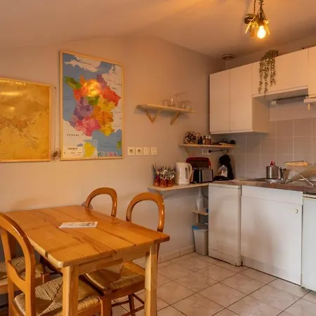 Le Perriere Yourhosthelper Apartmán